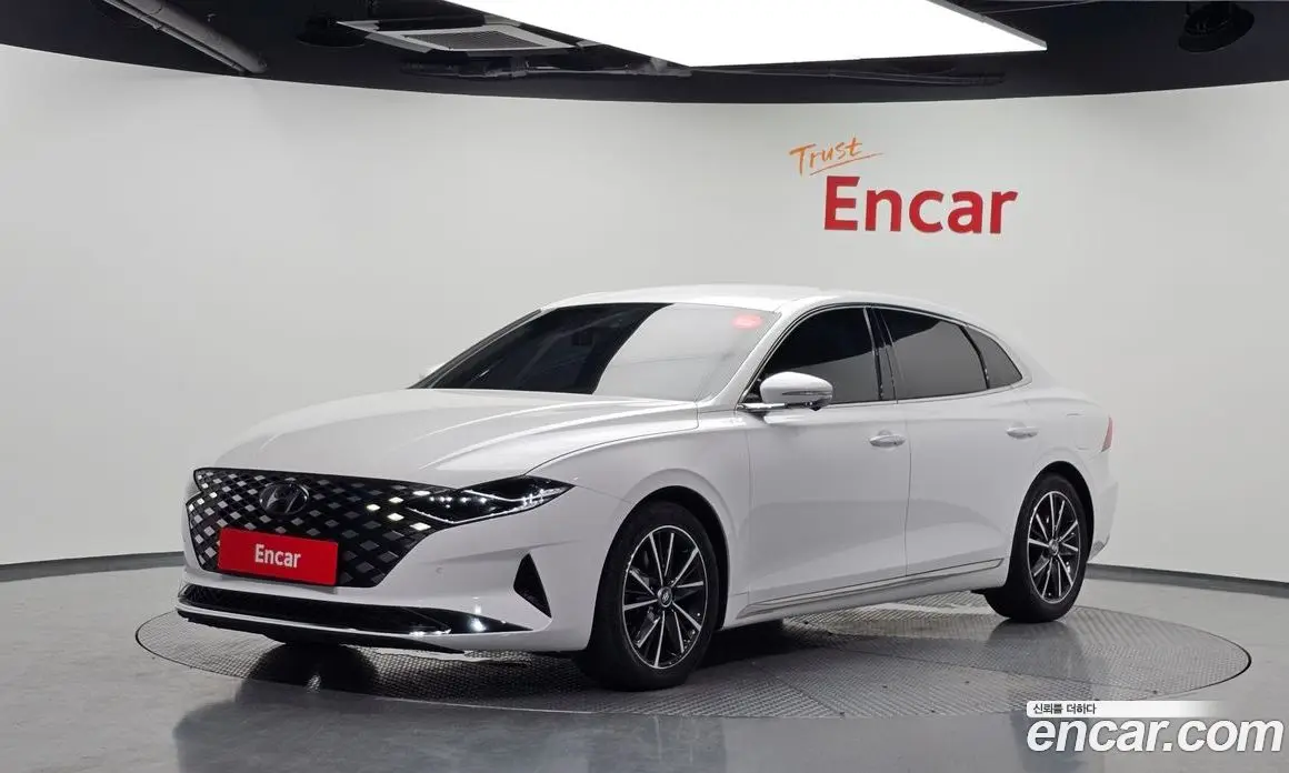 Hyundai Grandeur 2021 2.5 автомат (гидро), фото 1