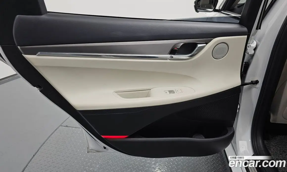 Hyundai Grandeur 2021 2.5 автомат (гидро), фото 15
