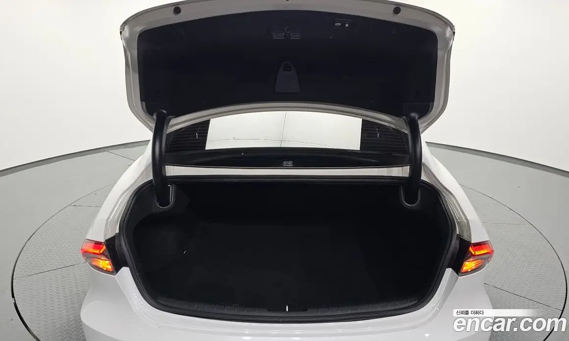 Hyundai Grandeur 2021 2.5 автомат (гидро), фото 26
