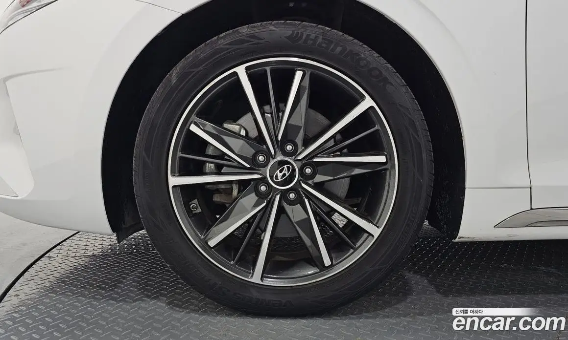 Hyundai Grandeur 2021 2.5 автомат (гидро), фото 5