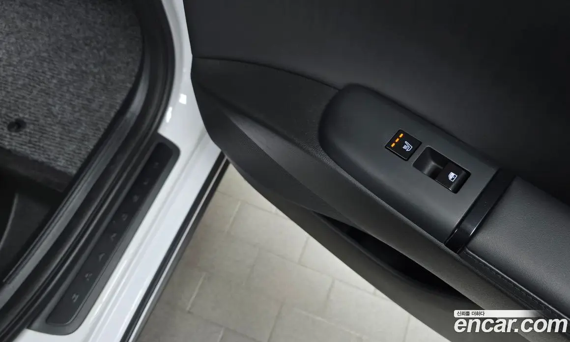 Hyundai Grandeur 2023 1.6 автомат (гидро), фото 31
