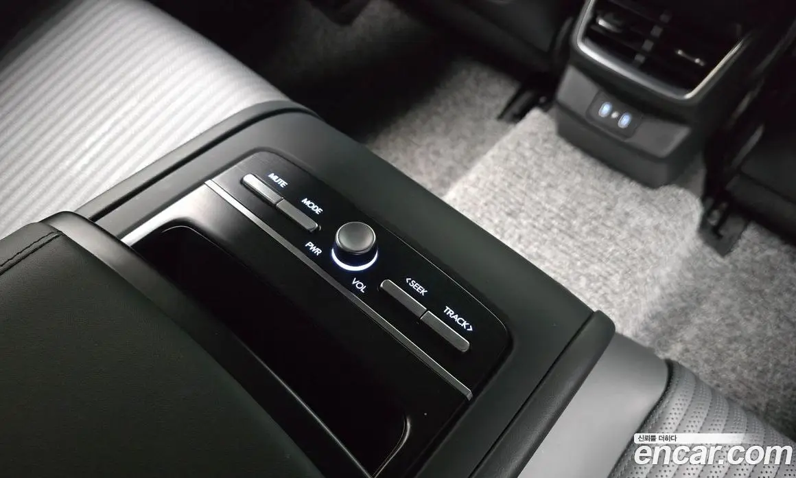 Hyundai Grandeur 2023 1.6 автомат (гидро), фото 32