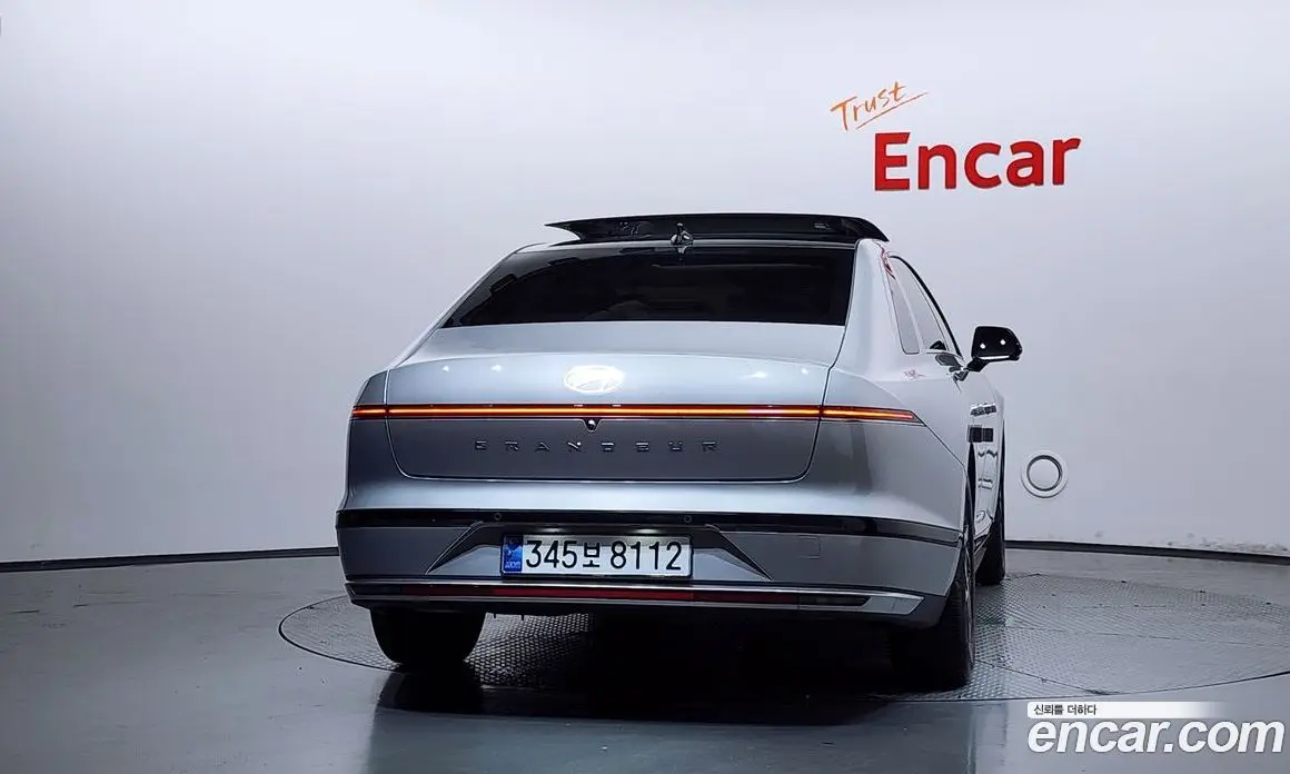 Hyundai Grandeur 2023 2.5 автомат (гидро), фото 4