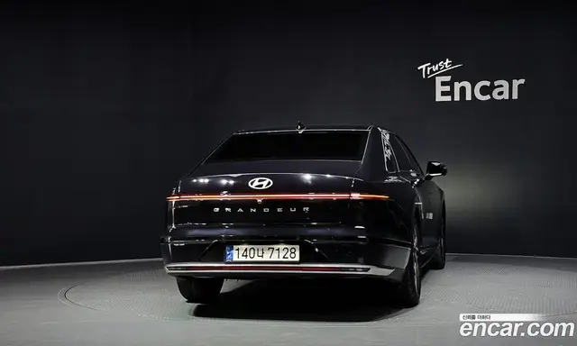 Hyundai Grandeur 2023 2.5 автомат (гидро), миниатюра 4