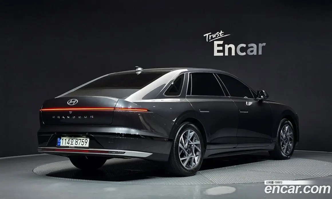 Hyundai Grandeur 2023 1.6 автомат (гидро), фото 2