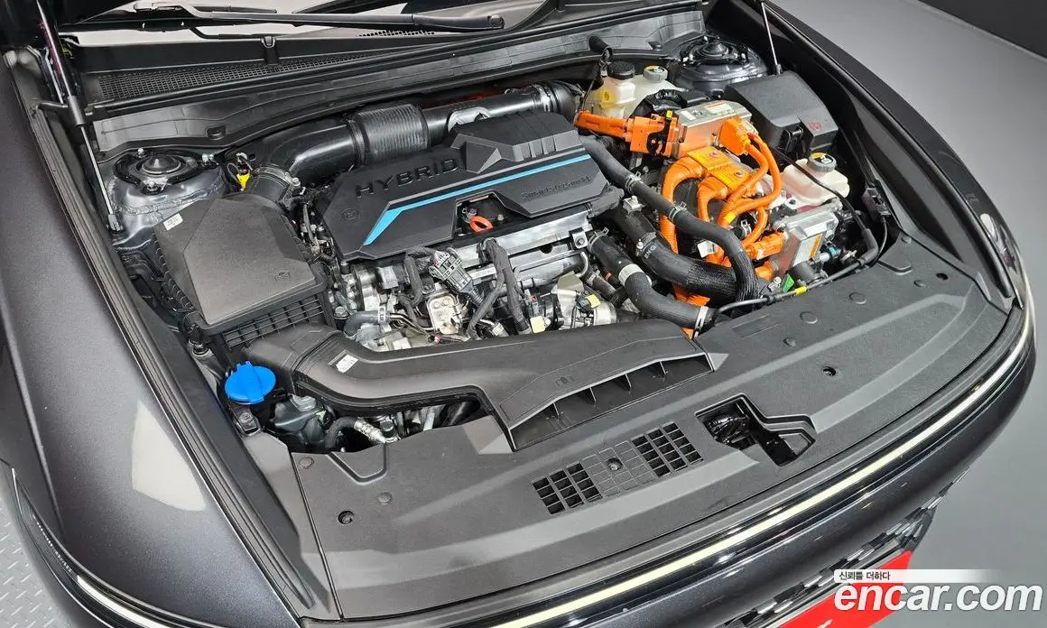 Hyundai Grandeur 2023 1.6 автомат (гидро), фото 6