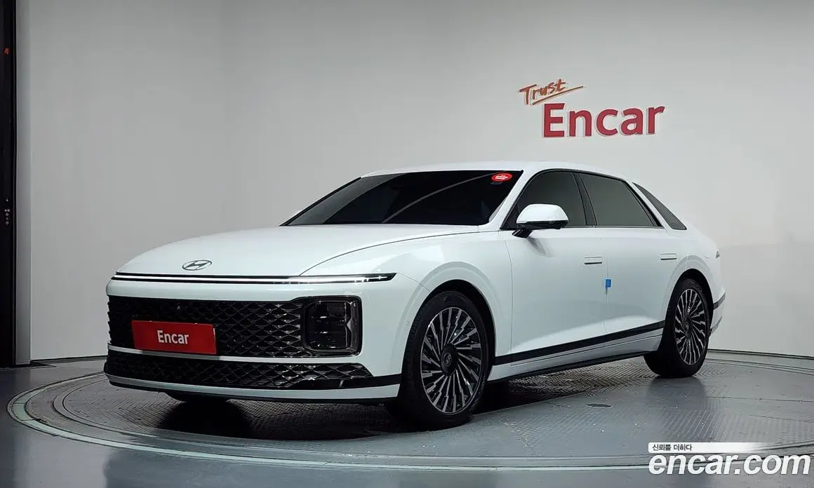 Hyundai Grandeur 2024 1.6 автомат (гидро), фото 1