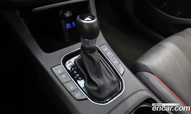 Hyundai i30 2018 1.4 автомат (гидро), миниатюра 12