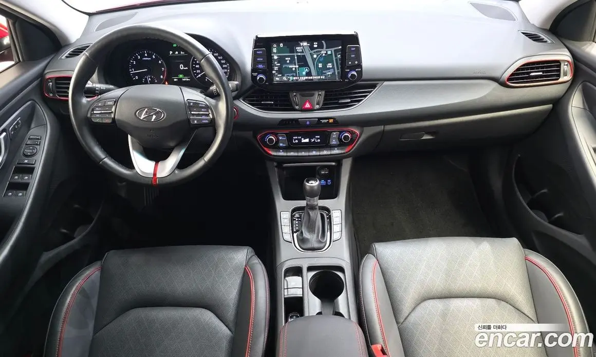 Hyundai i30 2018 1.4 автомат (гидро), фото 10