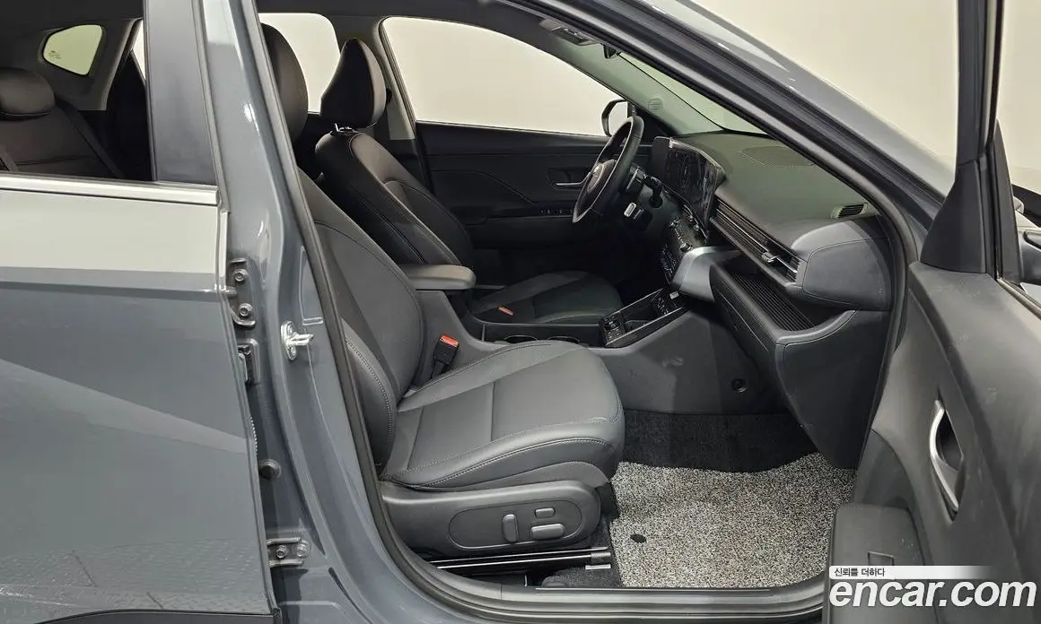 Hyundai Kona 2025 1.6 автомат (гидро), фото 16