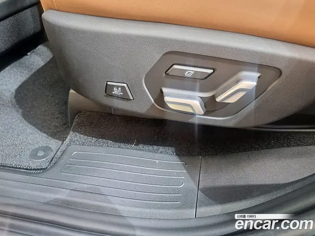 Hyundai Santa Fe 2024 1.6 автомат (гидро), миниатюра 12