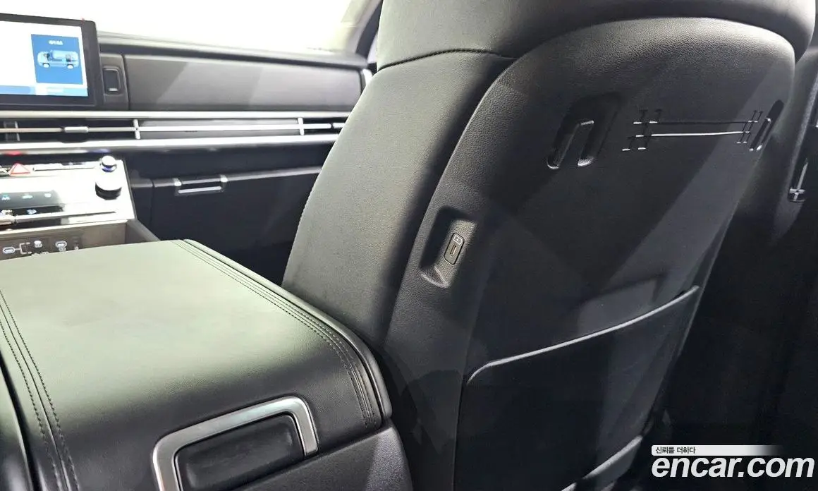 Hyundai Santa Fe 2024 1.6 автомат (гидро), фото 28