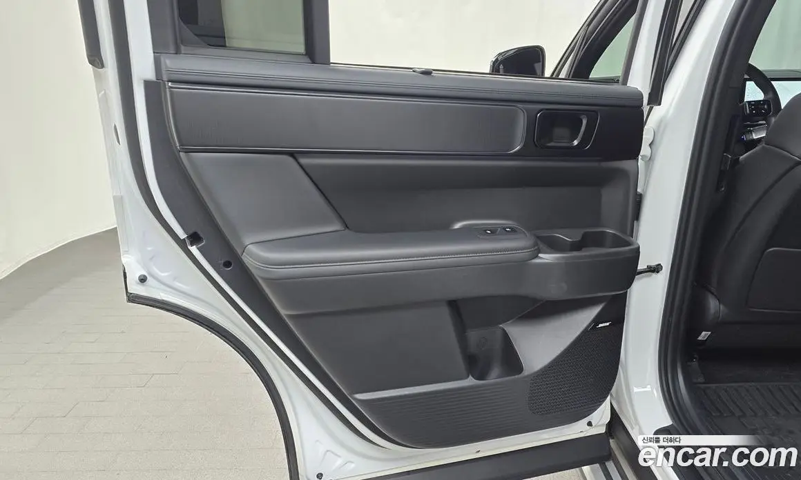 Hyundai Santa Fe 2024 1.6 автомат (гидро), фото 14