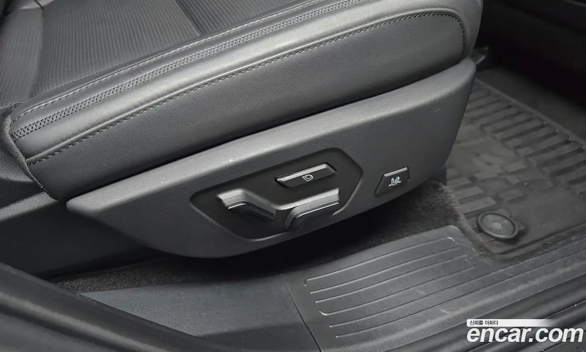 Hyundai Santa Fe 2024 1.6 автомат (гидро), фото 34