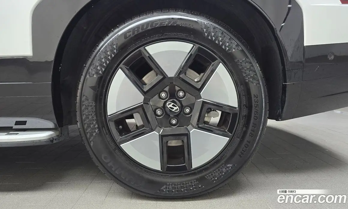 Hyundai Santa Fe 2024 1.6 автомат (гидро), фото 6