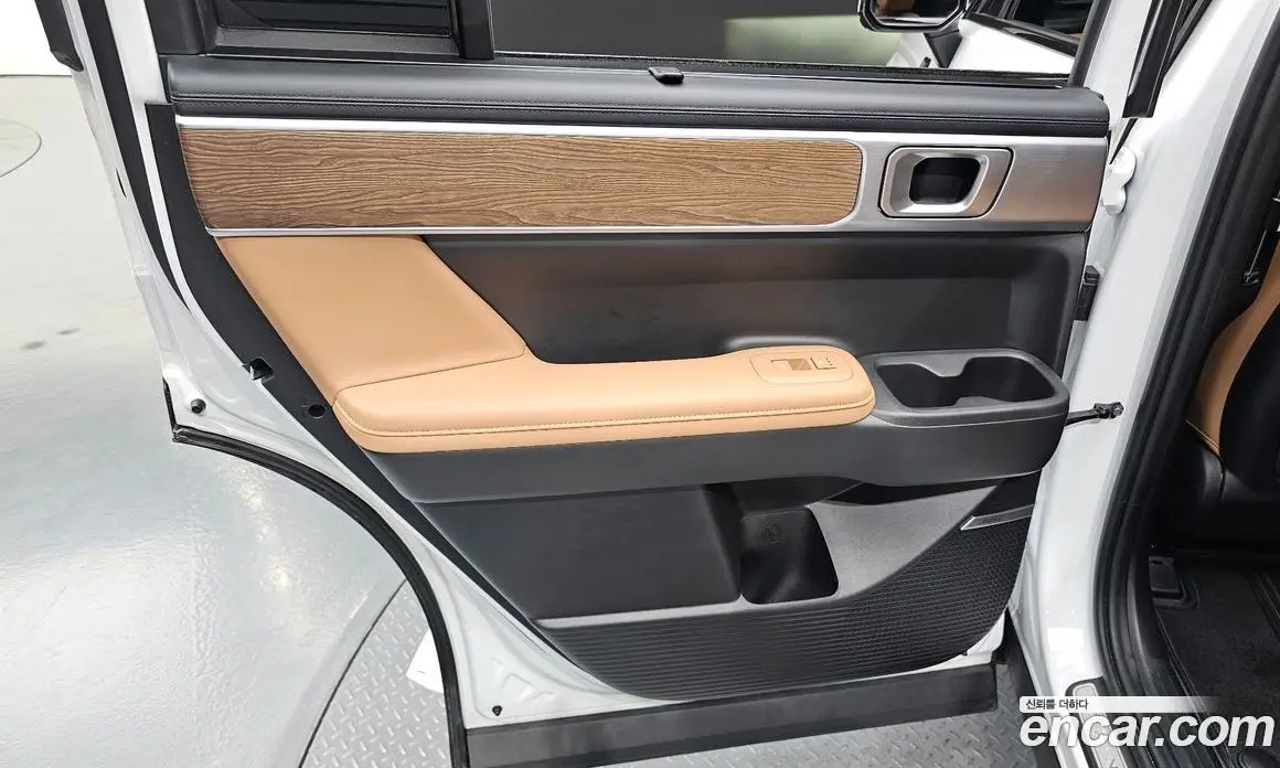 Hyundai Santa Fe 2024 1.6 автомат (гидро), фото 14