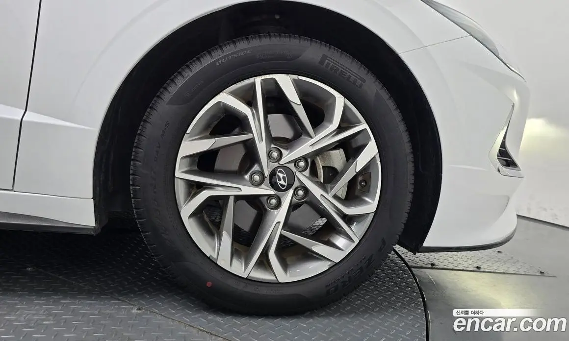 Hyundai Sonata 2021 2.0 автомат (гидро), фото 6