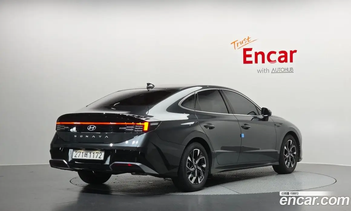 Hyundai Sonata 2025 2.0 автомат (гидро), фото 1