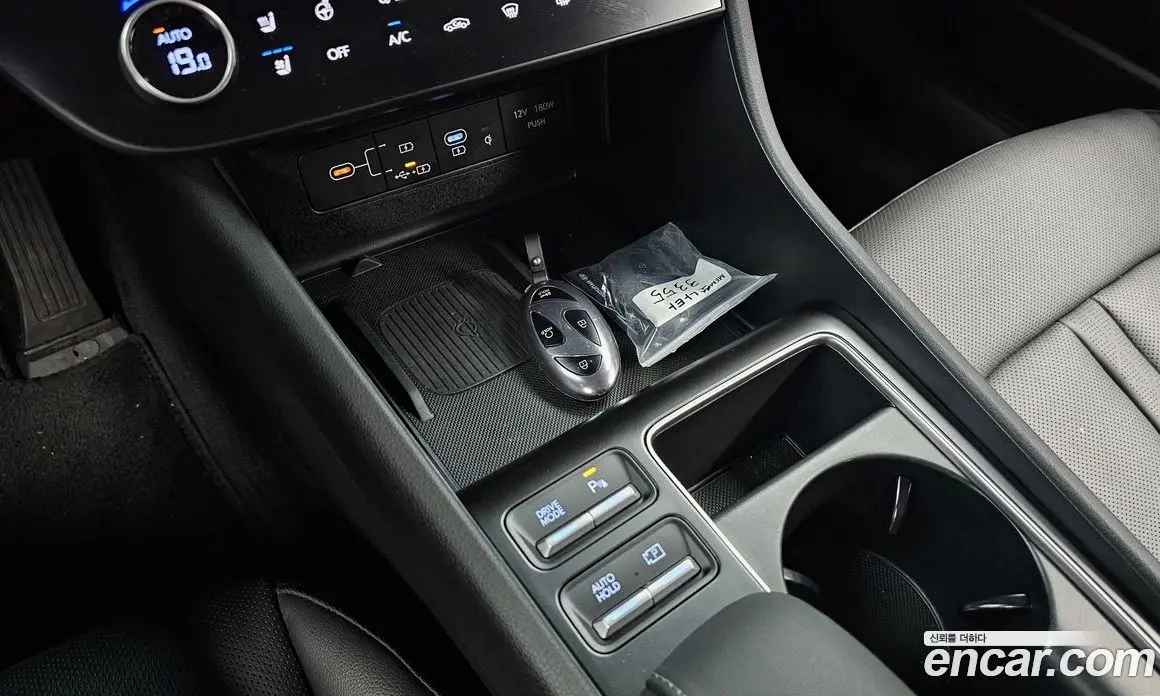 Hyundai Sonata 2025 2.0 автомат (гидро), фото 11