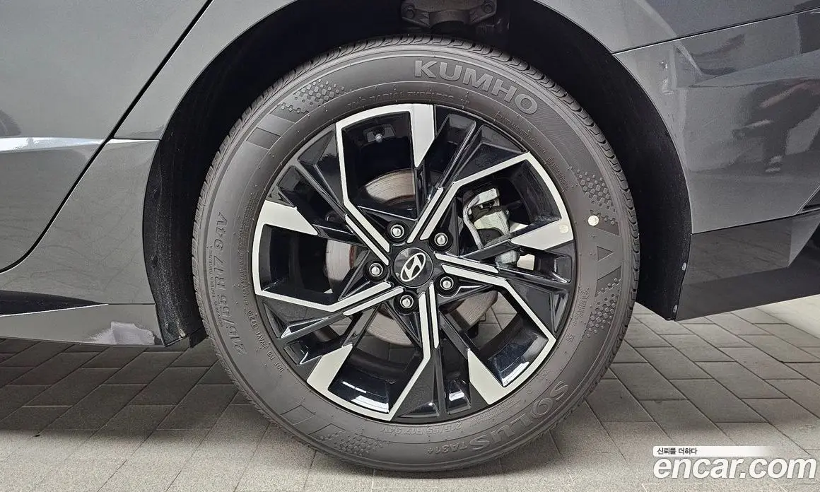 Hyundai Sonata 2025 2.0 автомат (гидро), фото 6