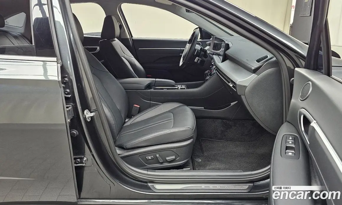 Hyundai Sonata 2025 2.0 автомат (гидро), фото 15