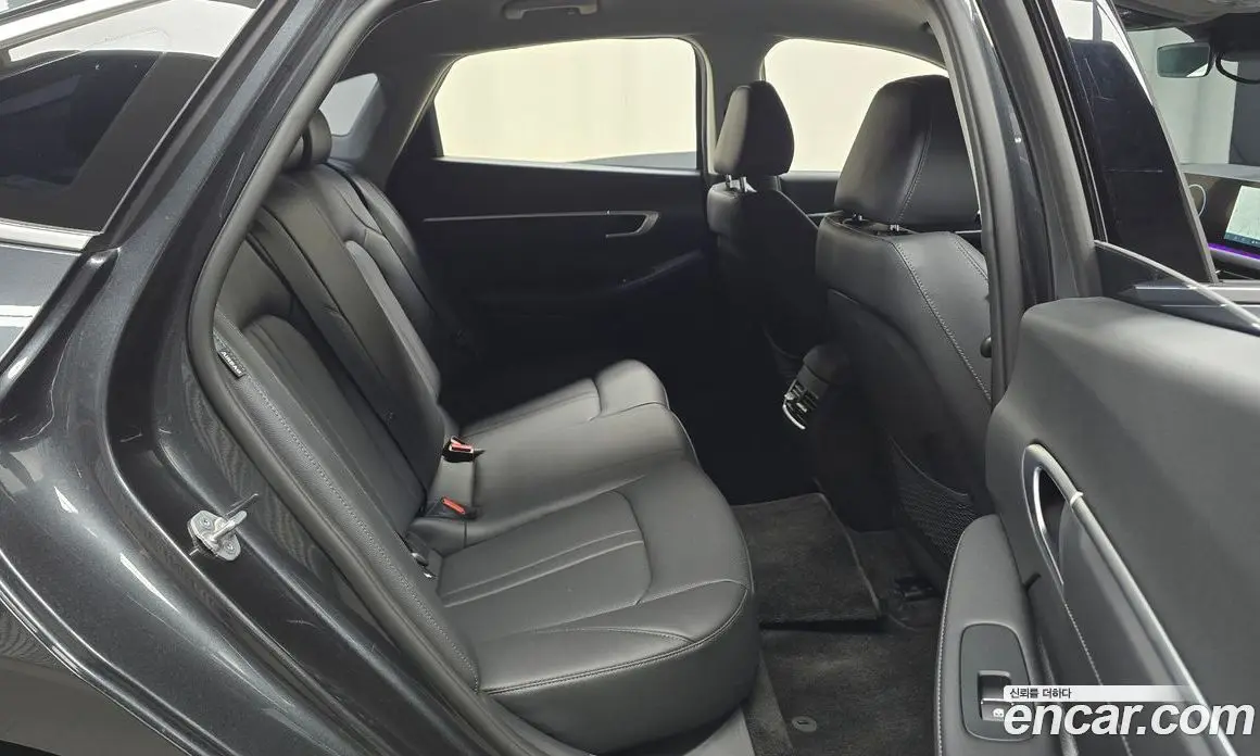 Hyundai Sonata 2025 2.0 автомат (гидро), фото 16