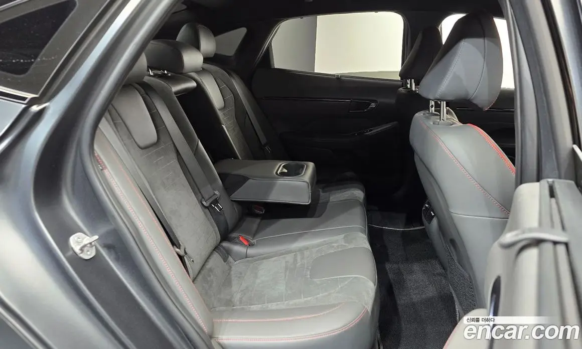 Hyundai Sonata 2025 2.5 автомат (гидро), фото 17
