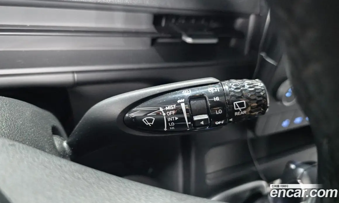 Hyundai Staria 2021 2.2 автомат (гидро), фото 29