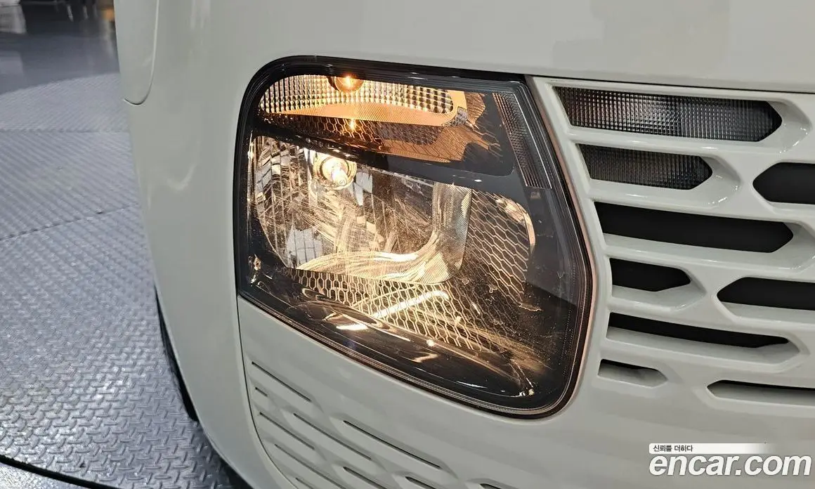 Hyundai Staria 2022 2.2 автомат (гидро), фото 8