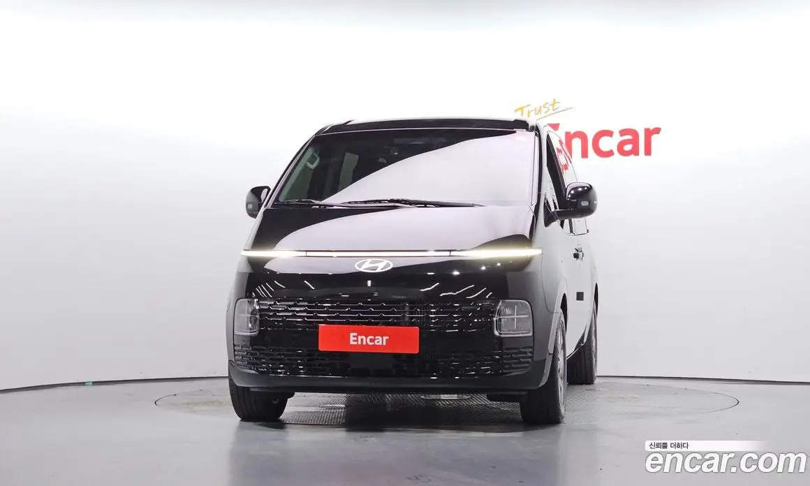 Hyundai Staria 2024 1.6 автомат (гидро), фото 3