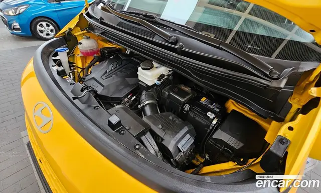 Hyundai Staria 2024 3.5 автомат (гидро), миниатюра 6
