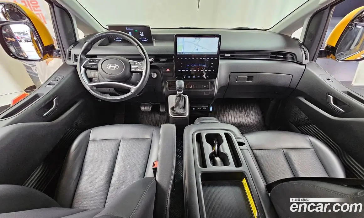 Hyundai Staria 2024 3.5 автомат (гидро), фото 7