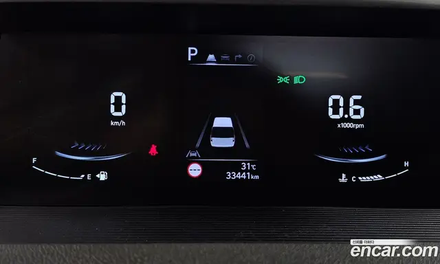 Hyundai Staria 2024 3.5 автомат (гидро), миниатюра 8