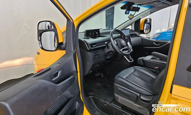 Hyundai Staria 2024 3.5 автомат (гидро), миниатюра 10