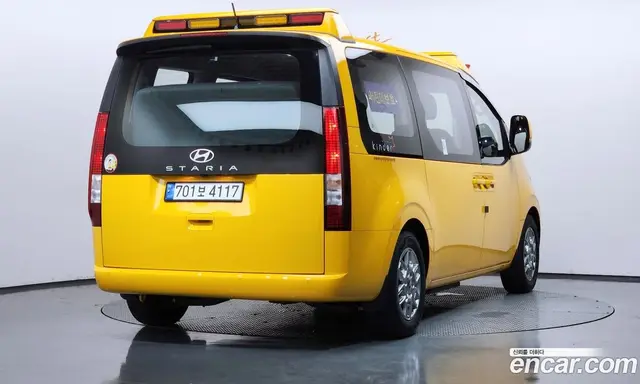 Hyundai Staria 2025 3.5 автомат (гидро), миниатюра 2