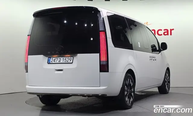 Hyundai Staria 2025 1.6 автомат (гидро), миниатюра 2