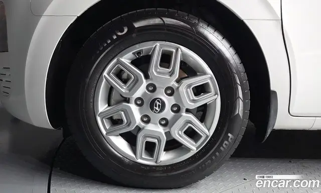Hyundai Staria 2025 3.5 автомат (гидро), миниатюра 5