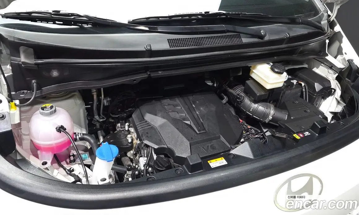 Hyundai Staria 2025 3.5 автомат (гидро), фото 6