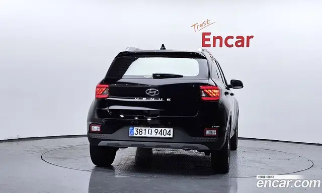 Hyundai Venue 2025 1.6 автомат (гидро), миниатюра 4