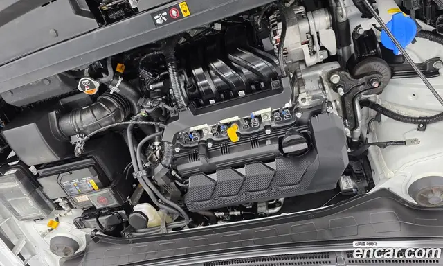 Hyundai Venue 2025 1.6 автомат (гидро), миниатюра 6