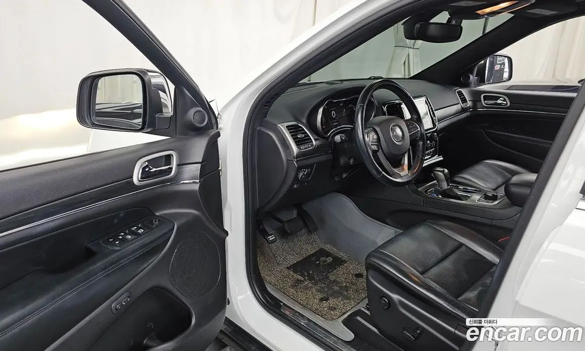 Jeep Cherokee 2020 3.6 автомат (гидро), фото 13