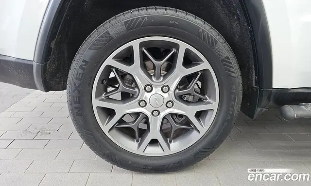 Jeep Cherokee 2020 3.6 автомат (гидро), миниатюра 5