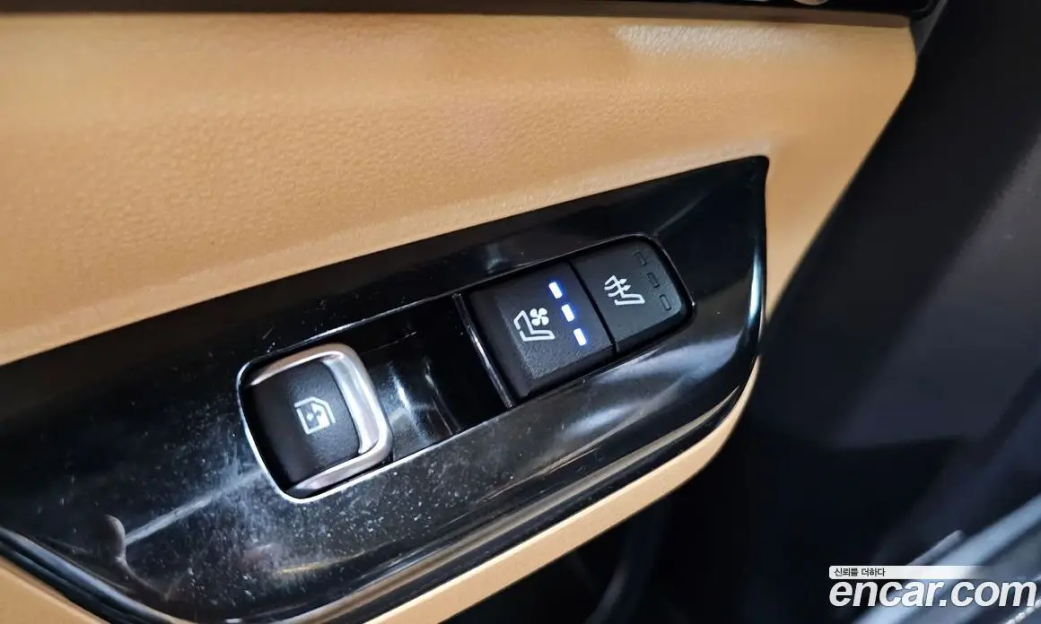Kia Carnival 2023 2.2 автомат (гидро), фото 18