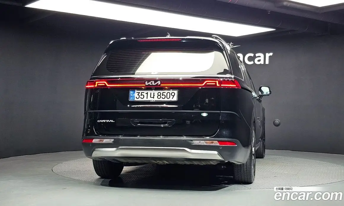 Kia Carnival 2023 2.2 автомат (гидро), фото 4