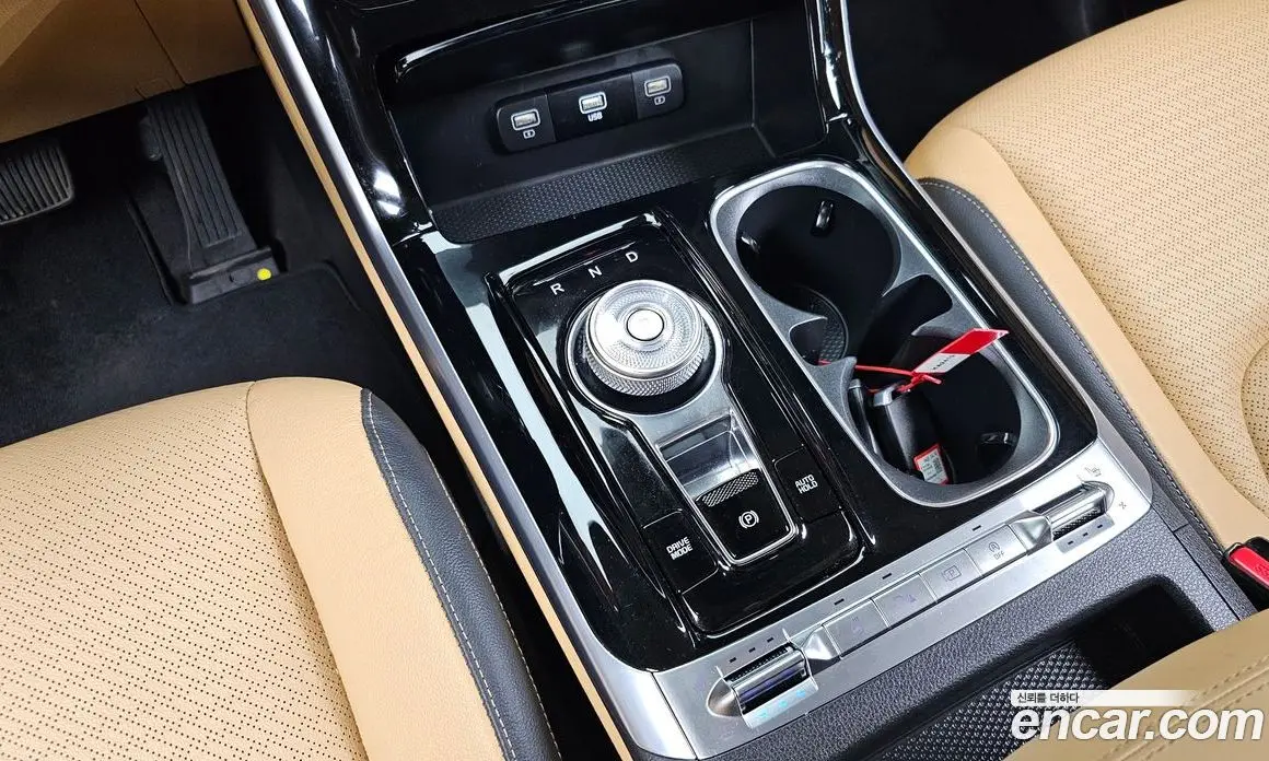 Kia Carnival 2023 2.2 автомат (гидро), фото 9