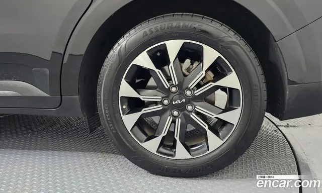 Kia Carnival 2023 3.5 автомат (гидро), миниатюра 7