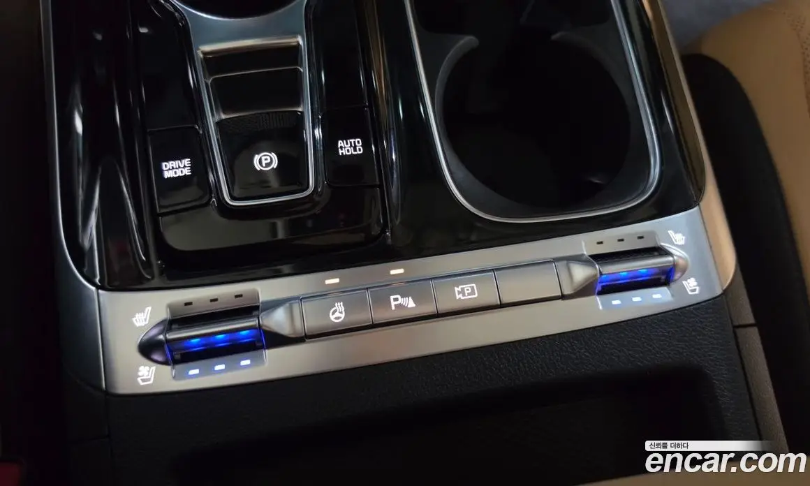 Kia Carnival 2023 3.5 автомат (гидро), фото 27
