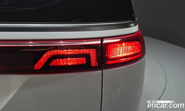 Kia Carnival 2023 3.5 автомат (гидро), миниатюра 9