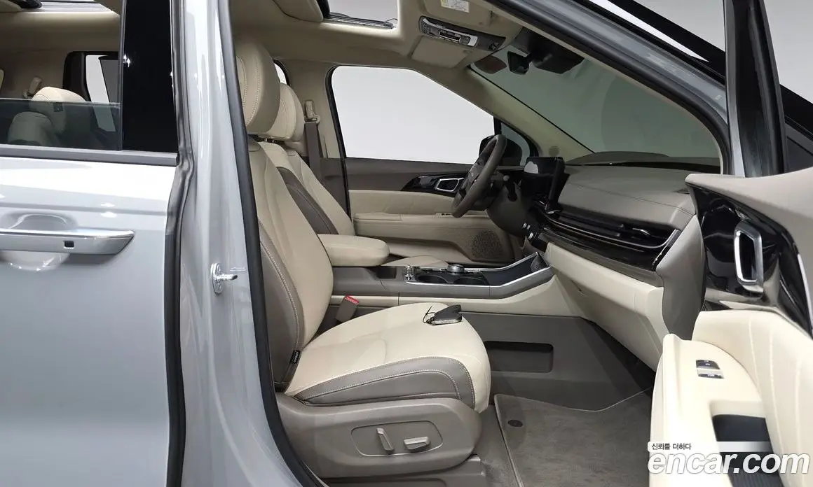 Kia Carnival 2025 1.6 автомат (гидро), фото 15
