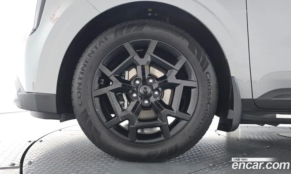 Kia Carnival 2025 1.6 автомат (гидро), фото 4